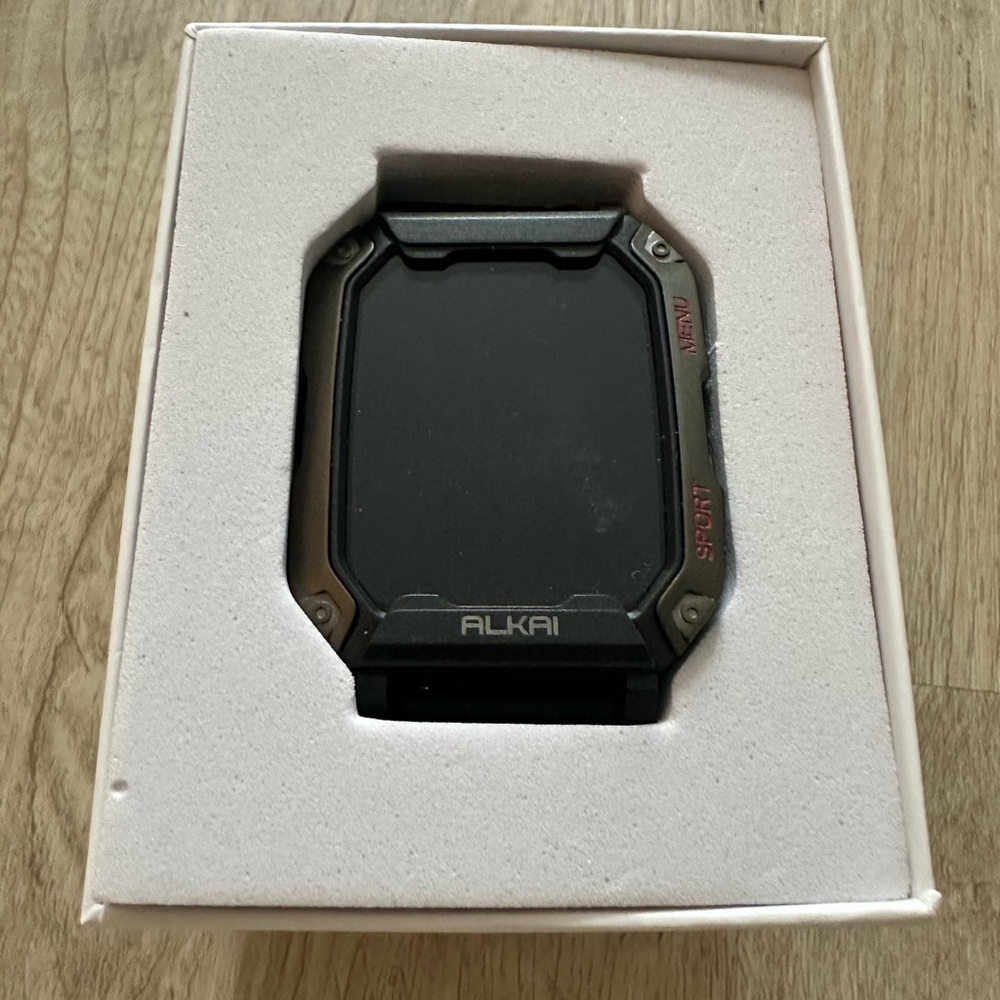 Smart Watch - Picture 2 of 3